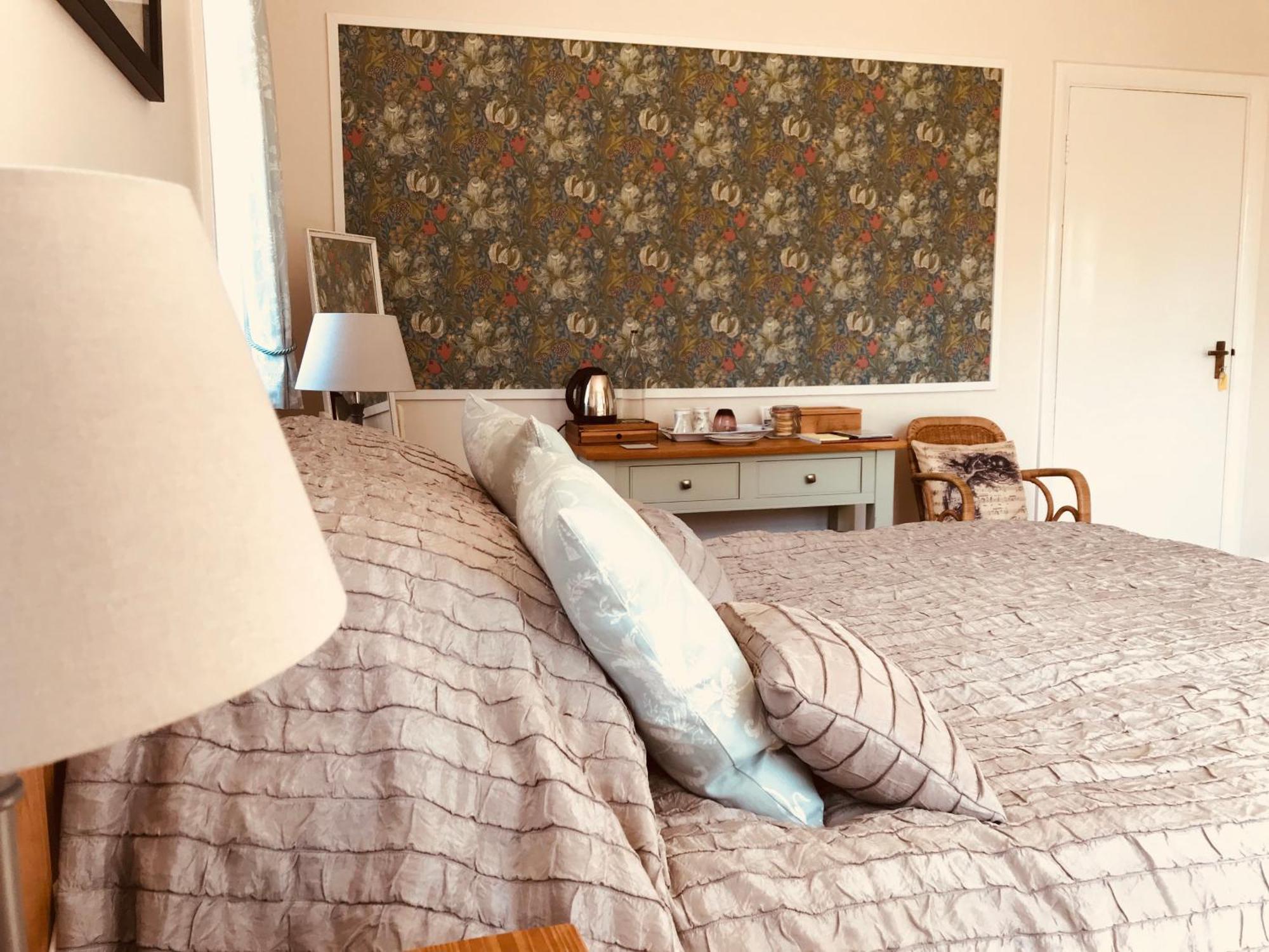 Tresillian House Bed & Breakfast Мелтън Моубрей Екстериор снимка