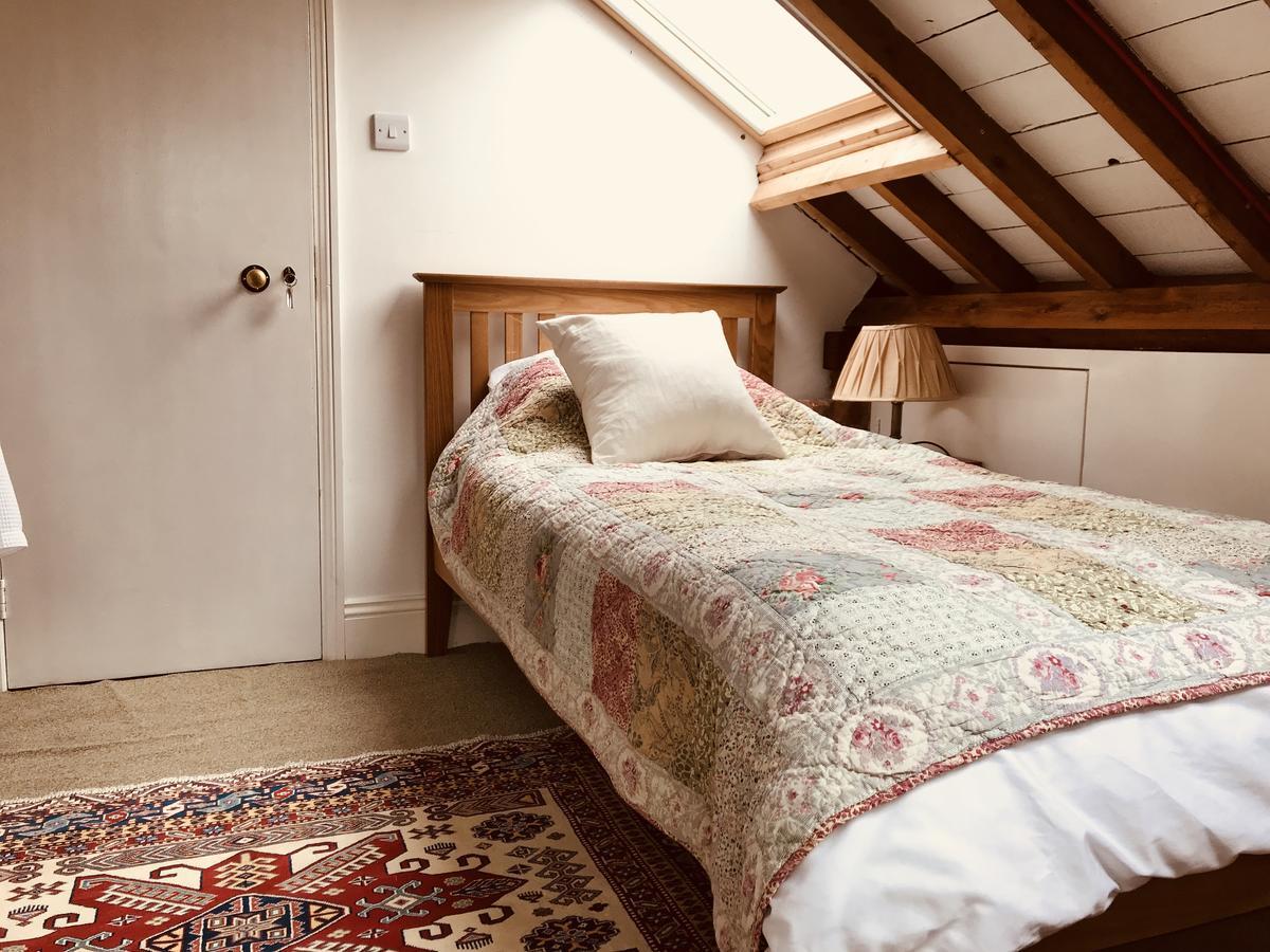 Tresillian House Bed & Breakfast Мелтън Моубрей Екстериор снимка