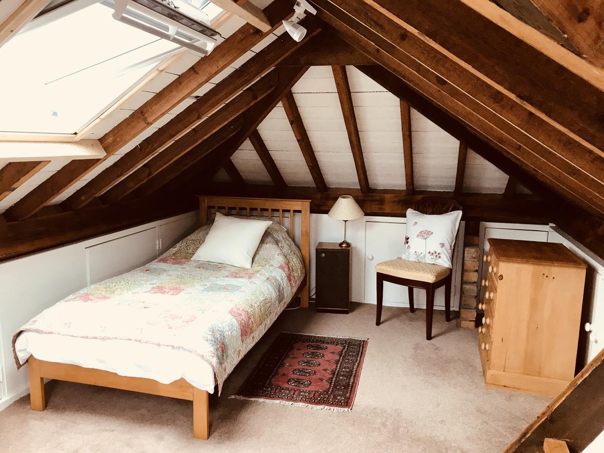 Tresillian House Bed & Breakfast Мелтън Моубрей Екстериор снимка